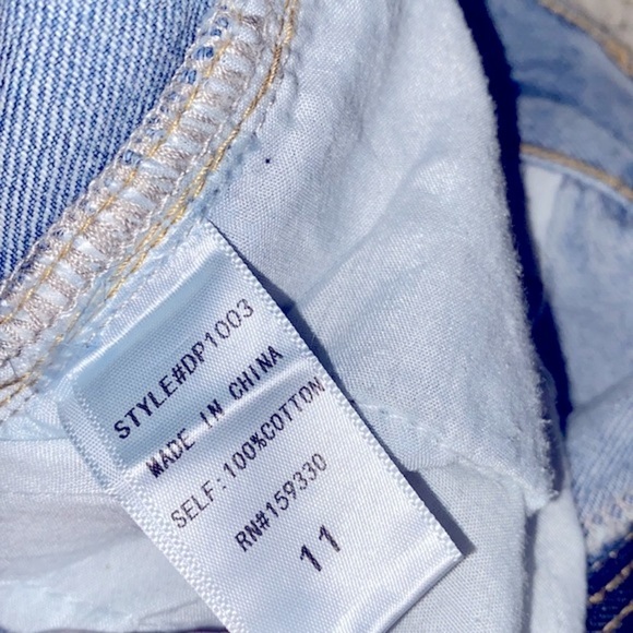 Heyson high rise distressed jeans size 11 - Picture 7 of 10